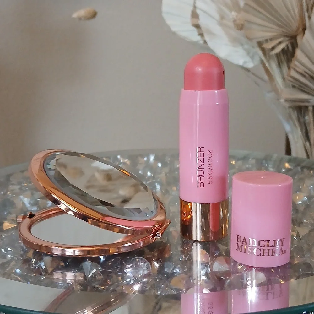 New Badgley Mischka Pink Blush Stick And Rose Gold Compact Mirrow 2pc